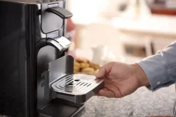 PHILIPS SENSEO Quadrante HD7866 / 61 - Intensives Schwarz -Kaffeegetränkeladen 05e99c2f16de1ee8de59b3de84e9c77d