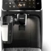 Philips Kaffeevollautomat 5400 Series, 12 Kaffeespezialitäten, LatteGo Milchsystem, Touchdisplay, Schwarz (EP5441/50) -Kaffeegetränkeladen 13e239fe8638945fc40044aa911269f1