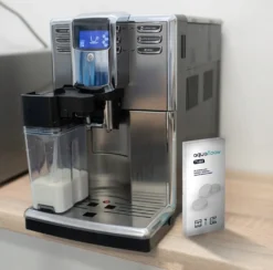 AquaFloow Set Für Siemens / Bosch Espressomaschine: 3x Ersatzwasserfilter TZ70003 + Reinigungstabletten 10 Stück + Reiniger + Entkalkertabletten 8 Stück 18 AquaFloow Set Für Siemens / Bosch Espressomaschine: 3x Ersatzwasserfilter TZ70003 + Reinigungstabletten 10 Stück + Reiniger + Entkalkertabletten 8 Stück -Kaffeegetränkeladen 54d2a2a267097019d6085fa472eac5e4