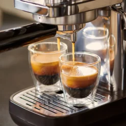 Tchibo Siebträger Espressomaschine „Lapressa“, Mit Doppelauslauf Und Milchaufschäumdüse (15 Bar, 980ml Wassertank), Inkl. Zwei Doppelwandigen Sieben, Für Espresso Und Milchschaum, Edelstahl -Kaffeegetränkeladen 71e68464a7d2a9cd69683fbe9ad91c00