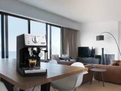 De'Longhi DeLonghi ECP 33.21.BK Siebträger Espressomaschine, Farbe: Schwarz -Kaffeegetränkeladen 80ea6a50cf3b5be2dff352d451a96e4d