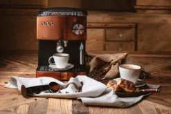 Adler Espressomaschine | Kaffeemaschine | Milchaufschäumer | Cappuccinomaschine | Siebträger Espressomaschine | Elektrische Espressomaschine | Bronze Design | 1,6L Wassertank | 850 Watt |15 Bar | -Kaffeegetränkeladen af8af0f822f95349791369d5c9db9c5f